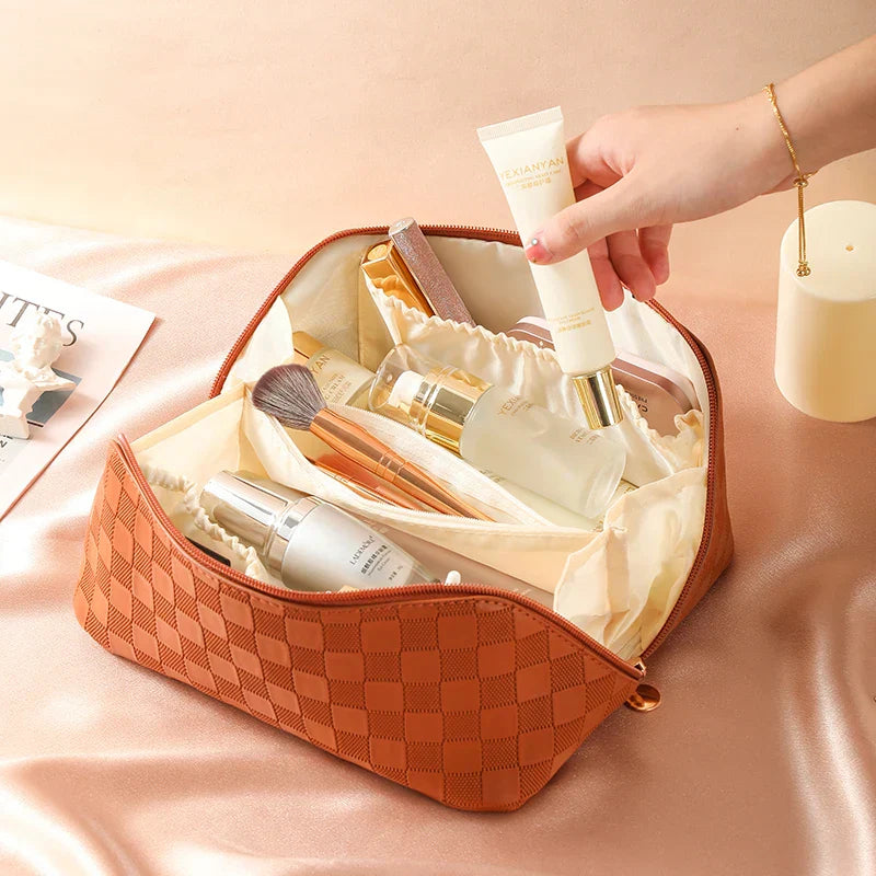 Heritage - Elegant tartan make-up bag-Elly Rose