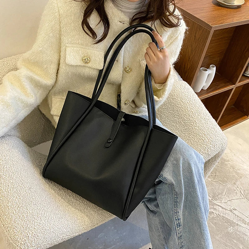 Ylva | Large capacity carry bag-Elly Rose
