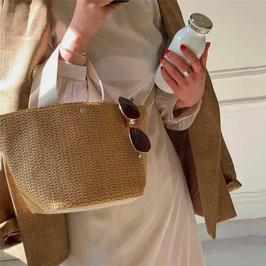 ByMave - Lightweight wicker bag with bucket button-Elly Rose