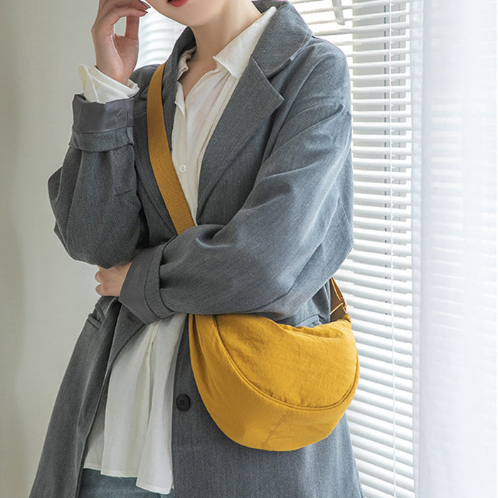 CrescentBag - Chic Crescent Handbag