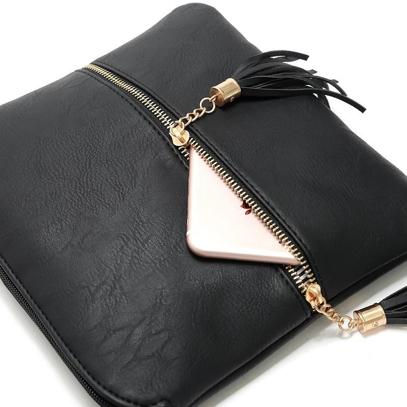 ChicRibbon - Elegant shoulder bag with tassels-Elly Rose
