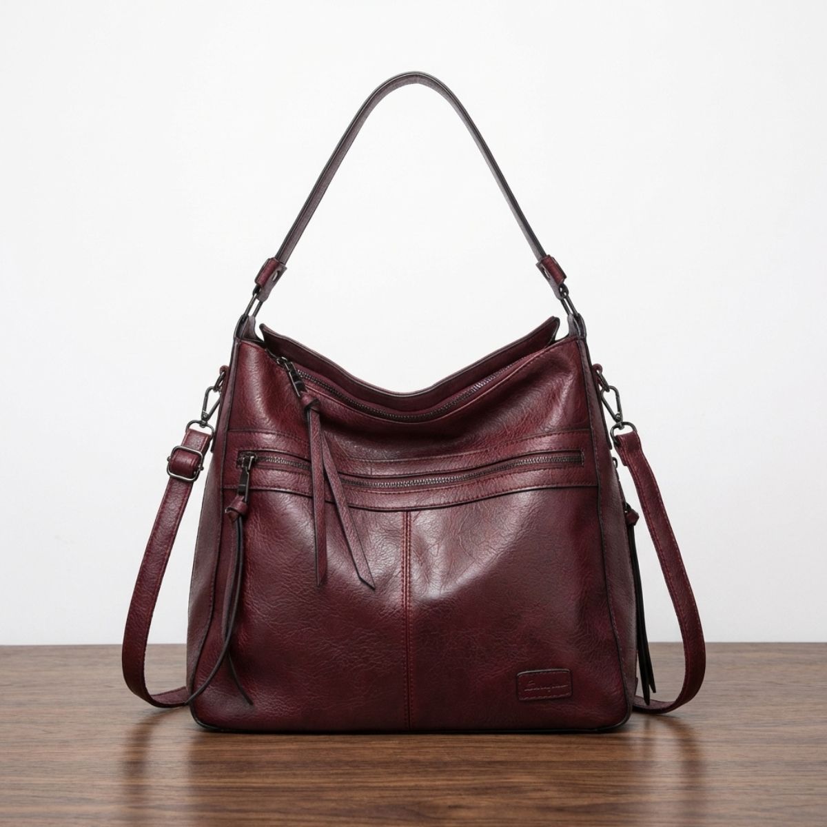 Magda’s Exquisite Style | Luxury Shoulder Bag