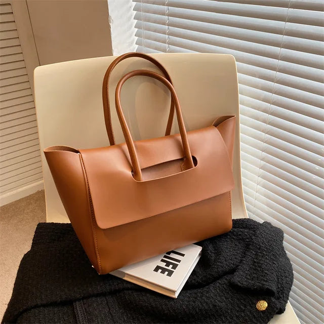 Dana - Elegant handbag for women-Elly Rose