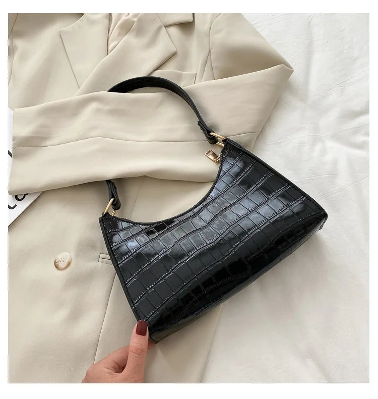 Retro handbag in vegetable leather-Elly Rose