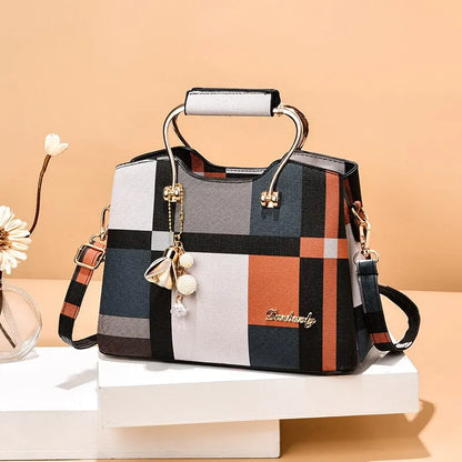 Women's leather shoulder bag - Everleigh-Elly Rose