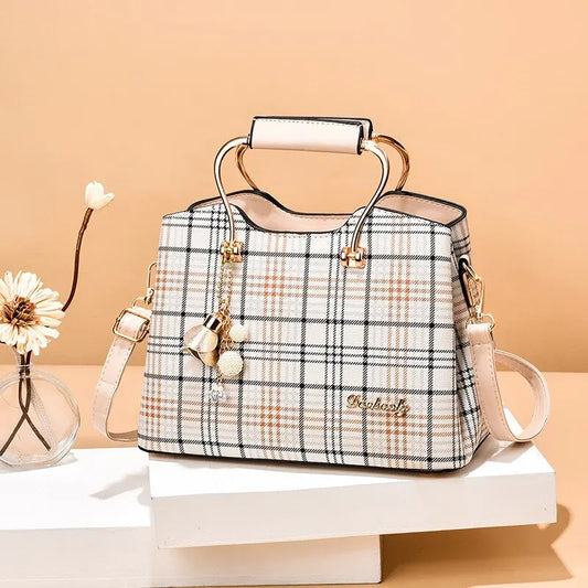 Women's leather shoulder bag - Everleigh-Elly Rose