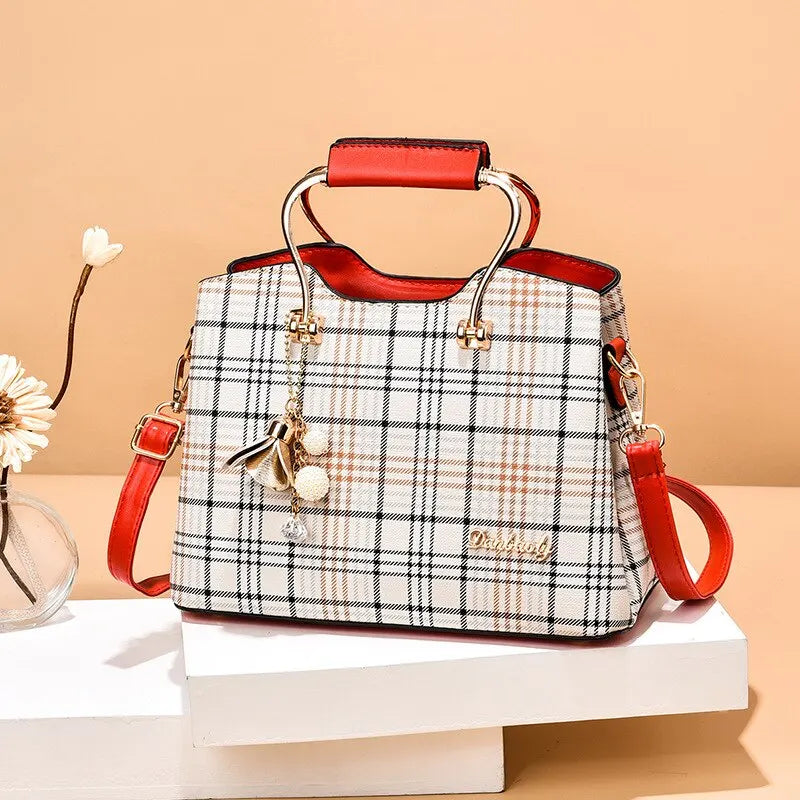 Women's leather shoulder bag - Everleigh-Elly Rose