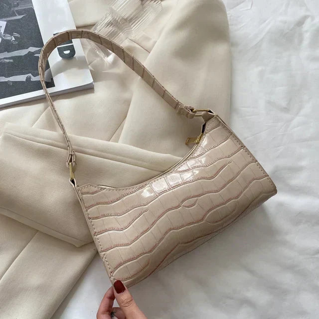 Tilly | Shiny shoulder bag with alligator motif-Elly Rose