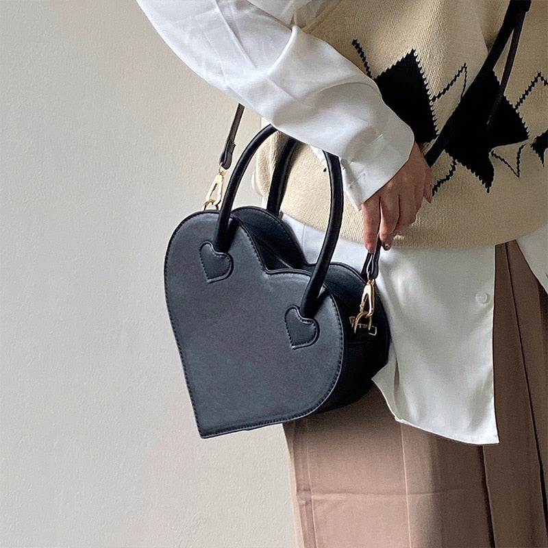 Beautiful heart-shaped handbag - Alivia-Elly Rose