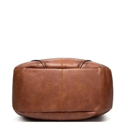 Minerva’s Classic Versatility | Vintage Bag-Elly Rose