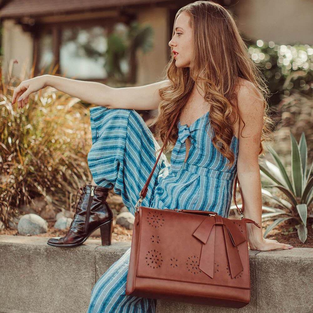 Grace’s Elegant Bow-Tie Satchel-Elly Rose
