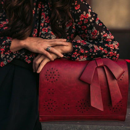 Grace’s Elegant Bow-Tie Satchel-Elly Rose