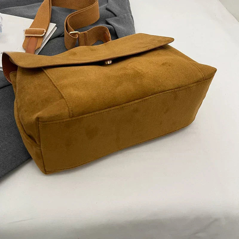 Erna | Vintage suede shoulder bag-Elly Rose