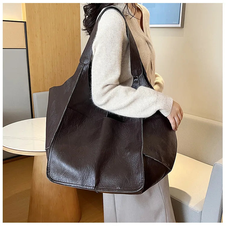 Xylia | New oversized handbag in handmade vegan leather.-Elly Rose