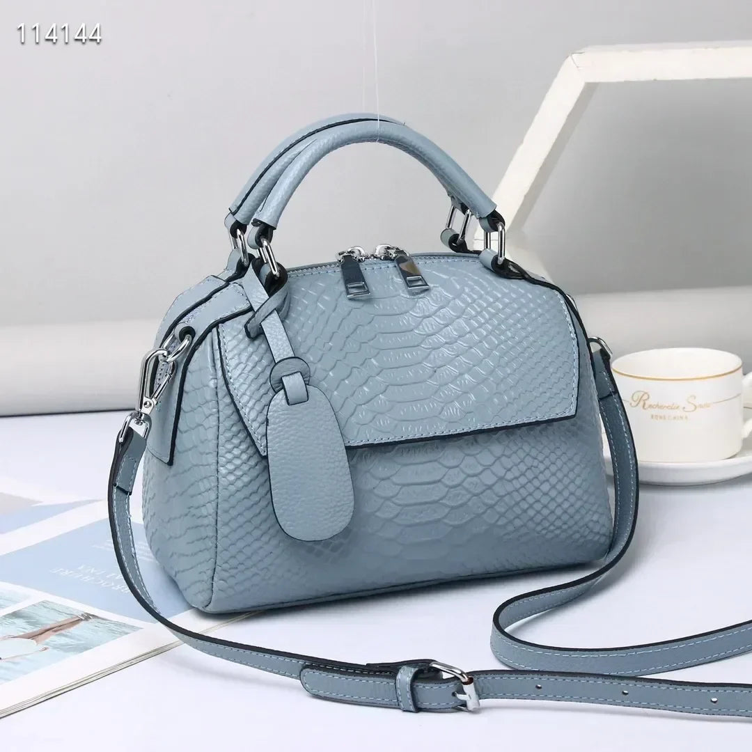 Liva | Elegant leather handbag with crocodile print-Elly Rose
