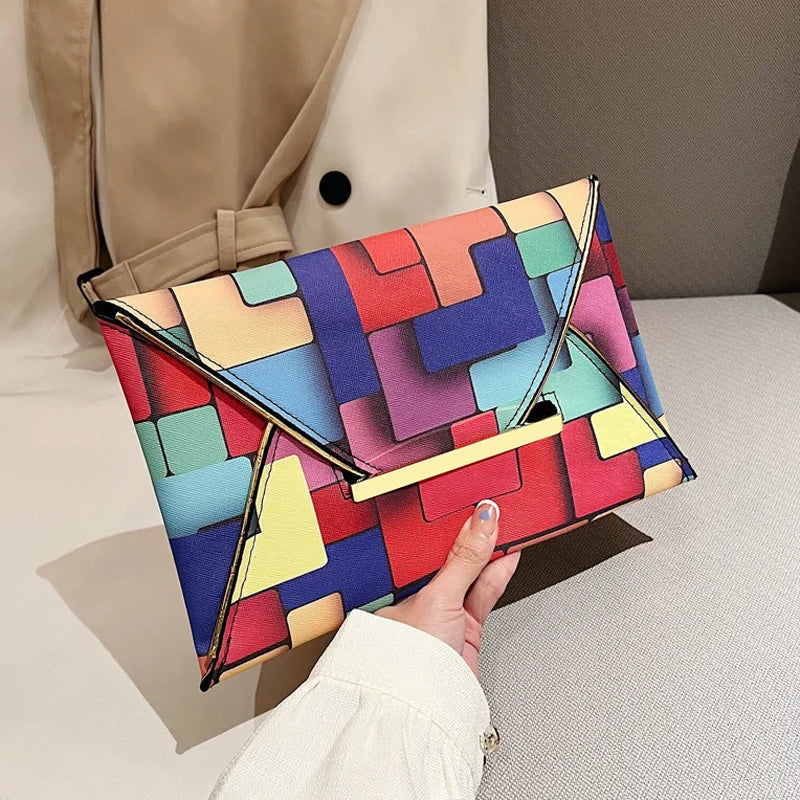Lumière rainbow pouch-Elly Rose