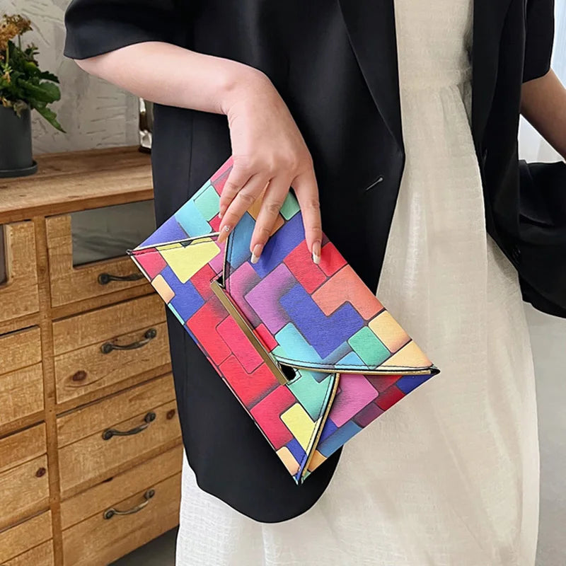 Lumière rainbow pouch-Elly Rose