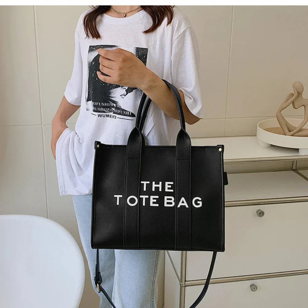 TOTE - Spacious travel bag-Elly Rose