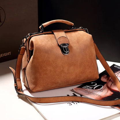 Elva | Vintage-inspired handbag with metal closure-Elly Rose