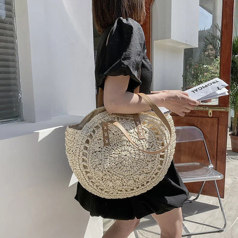 Zoë | Elegant and multifunctional handmade straw bag-Elly Rose