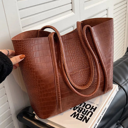 Iversen™ Betina | Vintage brown leather shoulder bag with crocodile print.-Elly Rose