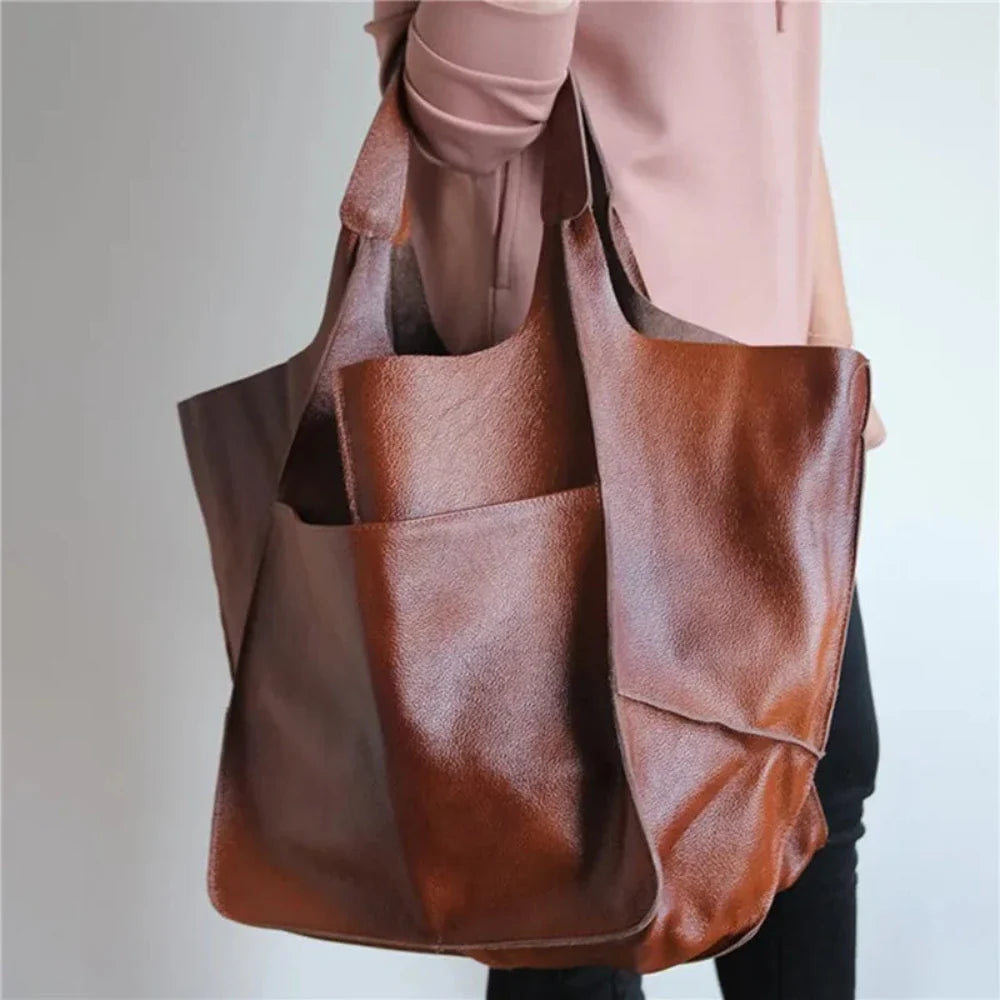 Laura’s Timeless Allure | Vintage Bag-Elly Rose