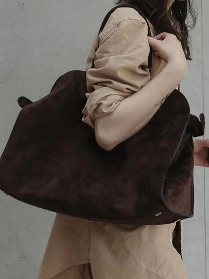 Adria | Fashionable and elegant handbag with anti-theft protection-Elly Rose