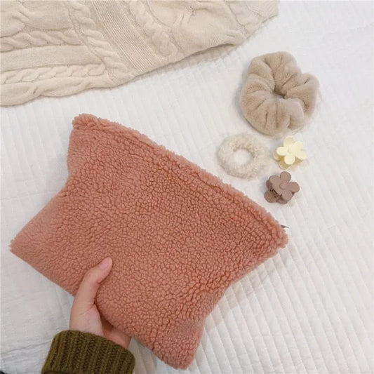 Plush make-up bag-Elly Rose