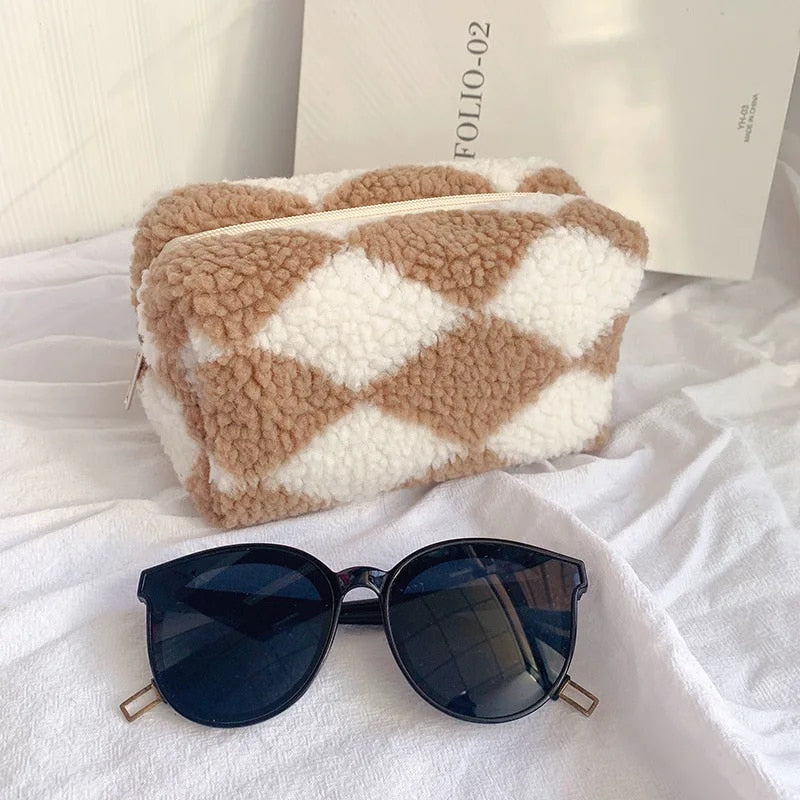 Teddy make-up bag-Elly Rose