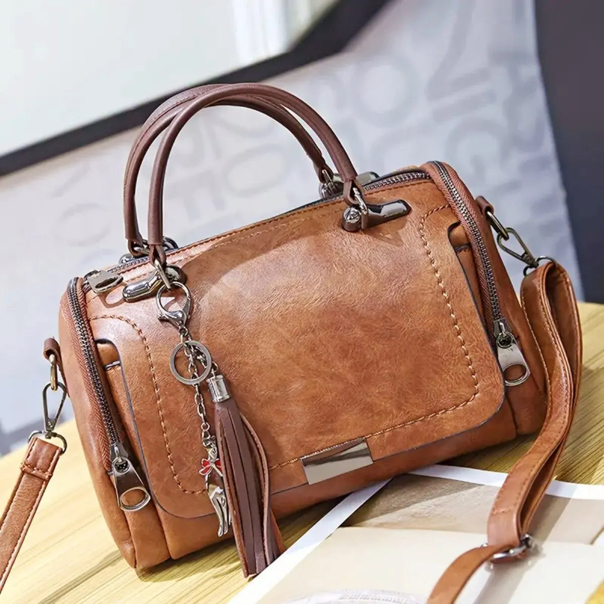 Elegant leather shoulder bag - Irmela-Elly Rose