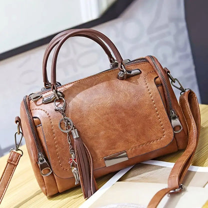Elegant leather shoulder bag - Irmela-Elly Rose