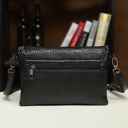 Alexa clutch bag | Classic and elegant-Elly Rose