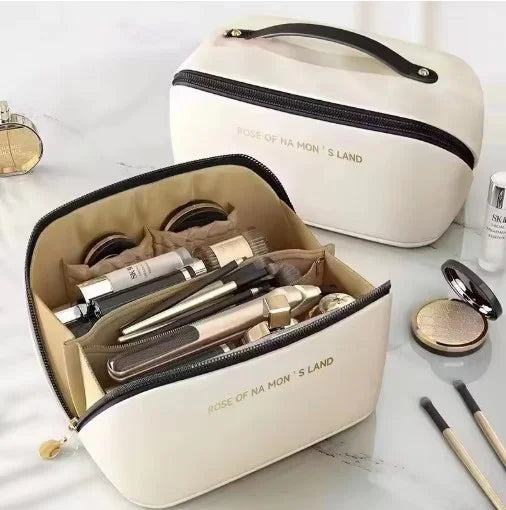 VanityWay - Chic travel bag for cosmetics-Elly Rose
