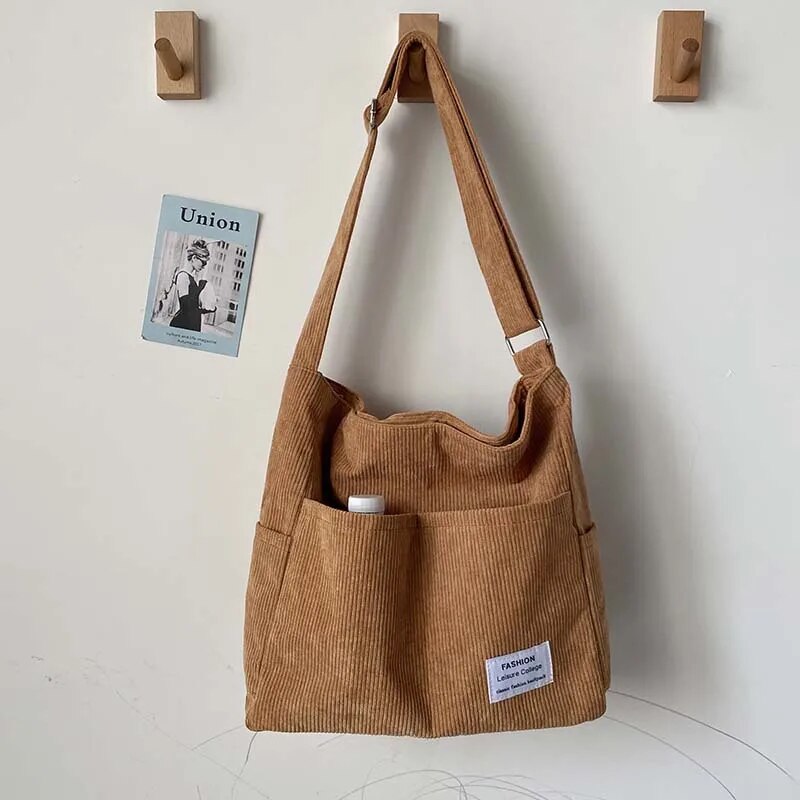 Aria - Trendy and Practical Shoulder Bag-Elly Rose