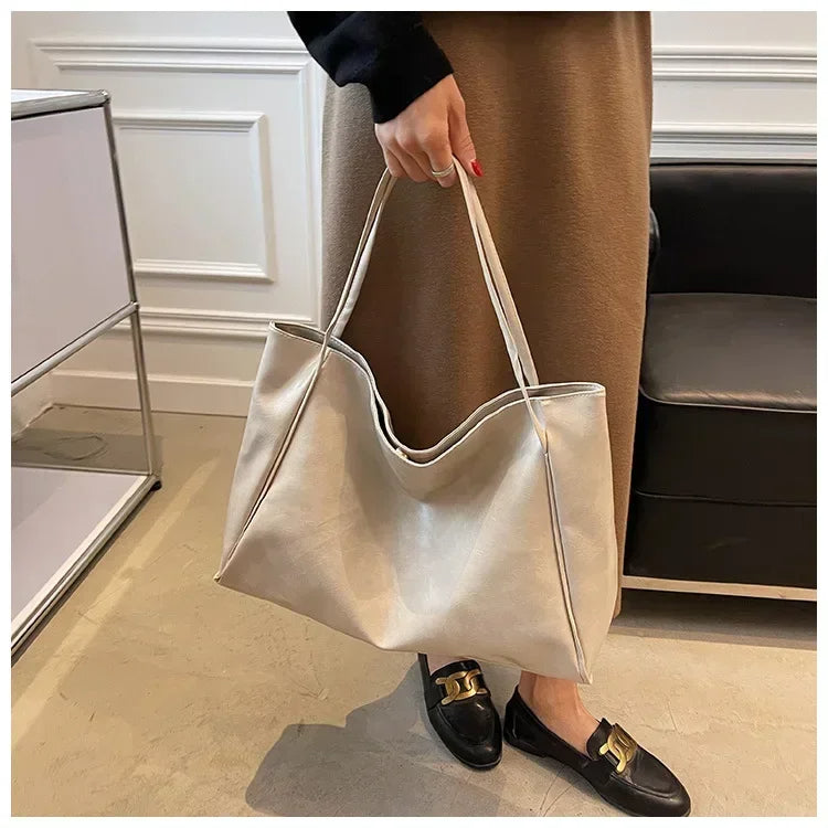 Trixie- Elegant leather shoulder bag-Elly Rose