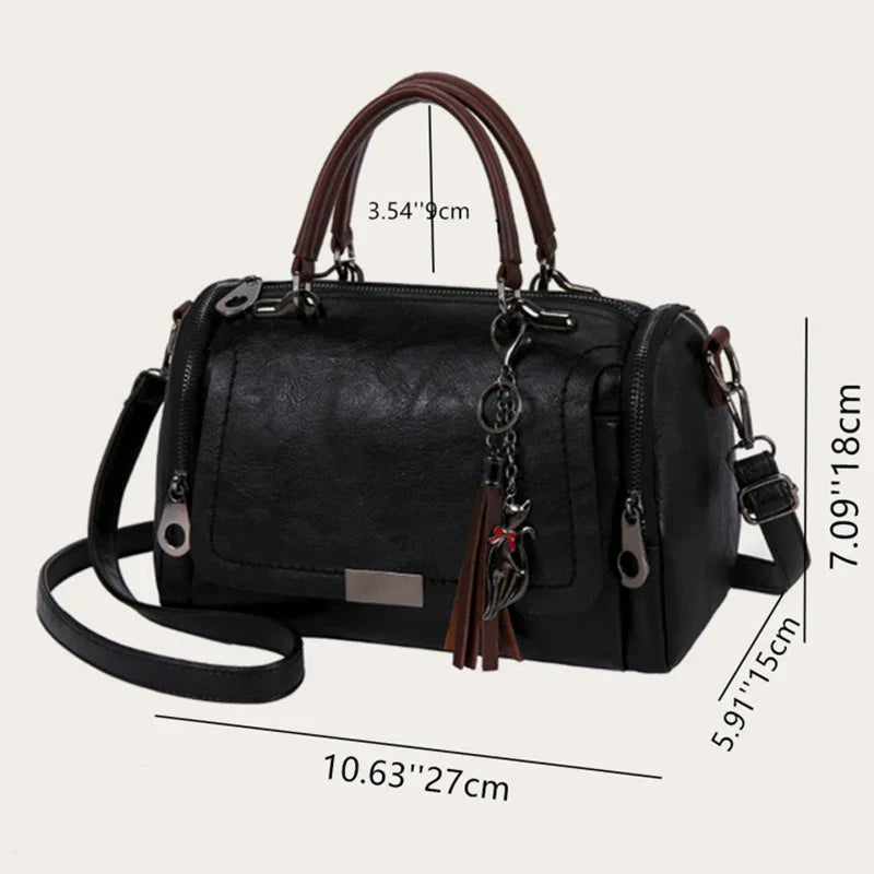 Urban Aura - Trendy large bag with tassels-Elly Rose