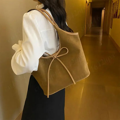 SUZY - Trendy suede shoulder bag for women-Elly Rose