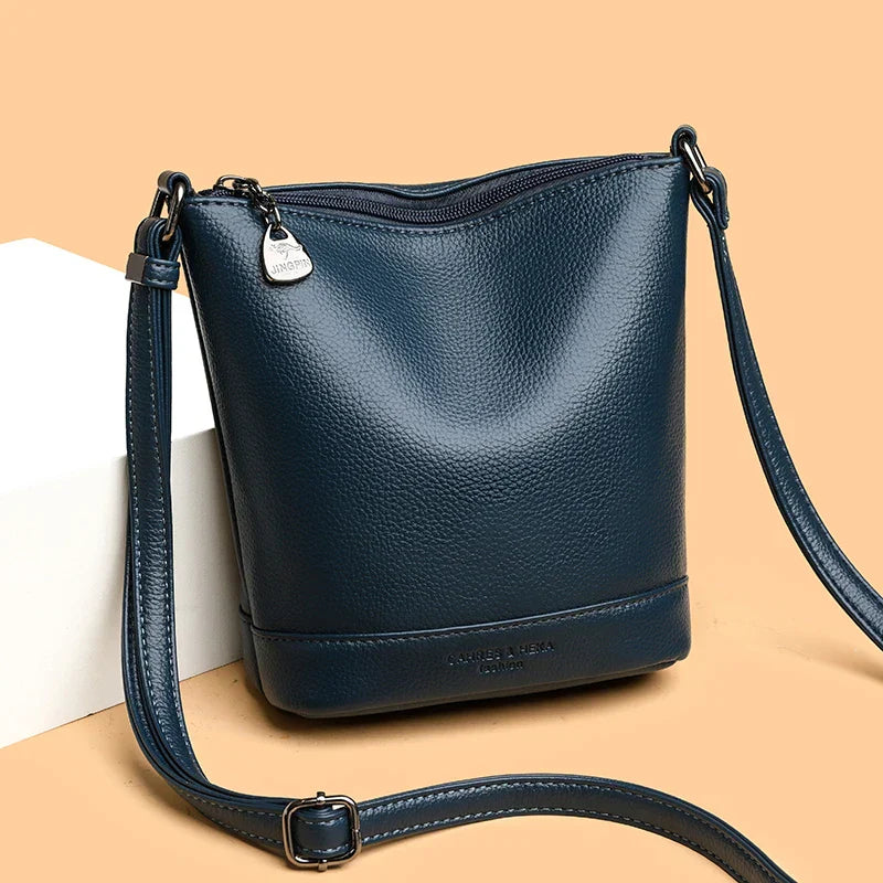 ClassiChic - Elegant retro shoulder bag-Elly Rose