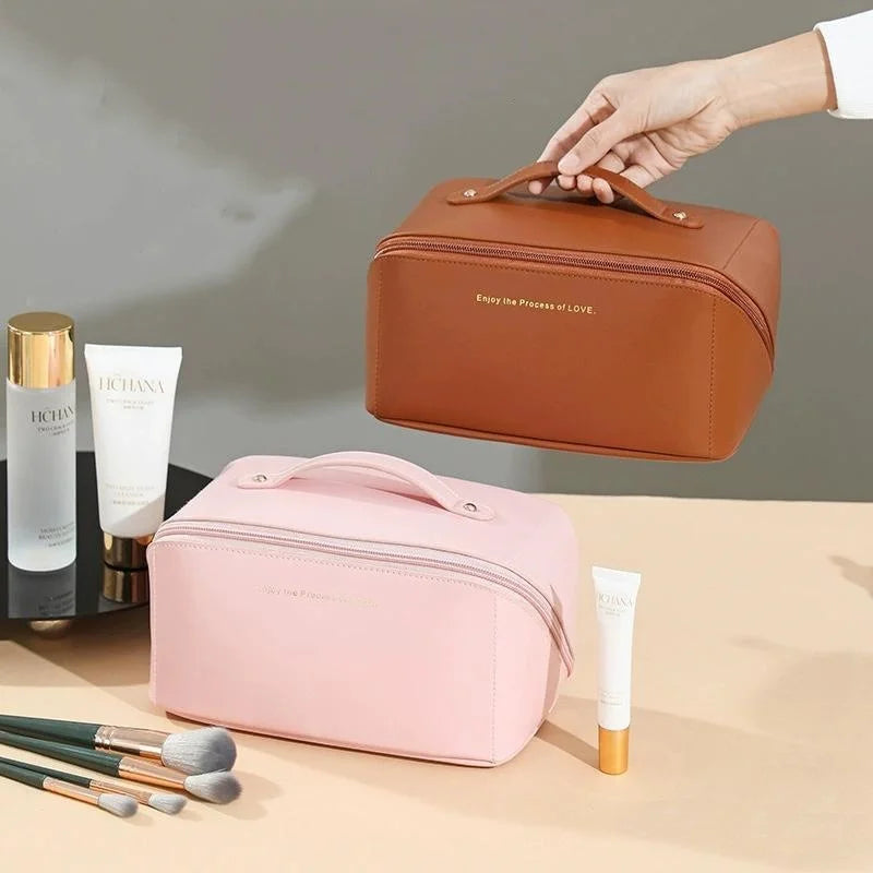 VanityWay - Chic travel bag for cosmetics-Elly Rose