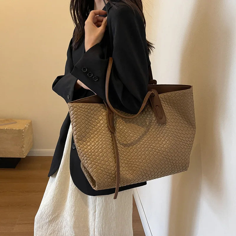 Regalia - Elegant tote for women-Elly Rose