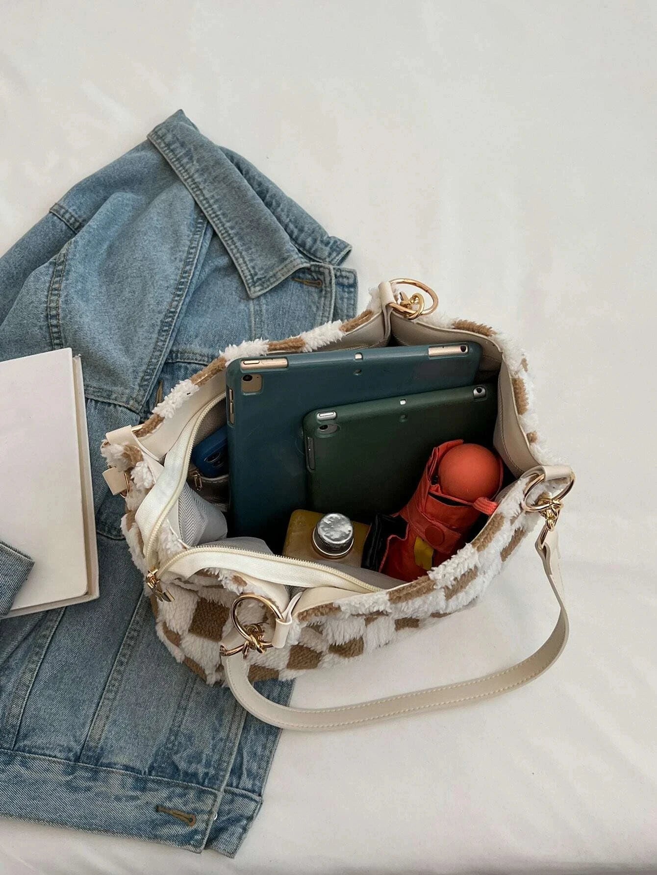 Venus - Trendy checkered shoulder bag for ladies-Elly Rose