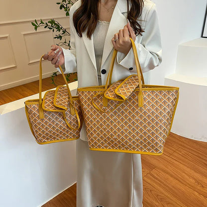 RoyalEase - Large Classic Shoulder Bag-Elly Rose