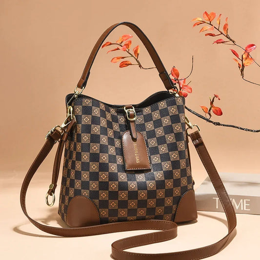 Isa - Designer handbag-Elly Rose