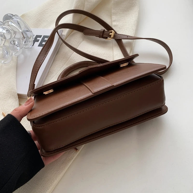Timeless charm - Vintage handbag-Elly Rose