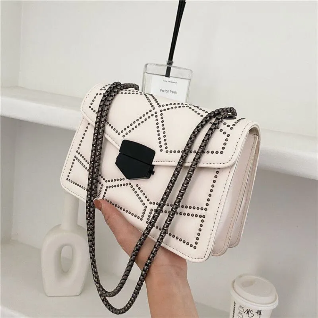 Victoria shoulder bag | Vintage & Luxurious-Elly Rose
