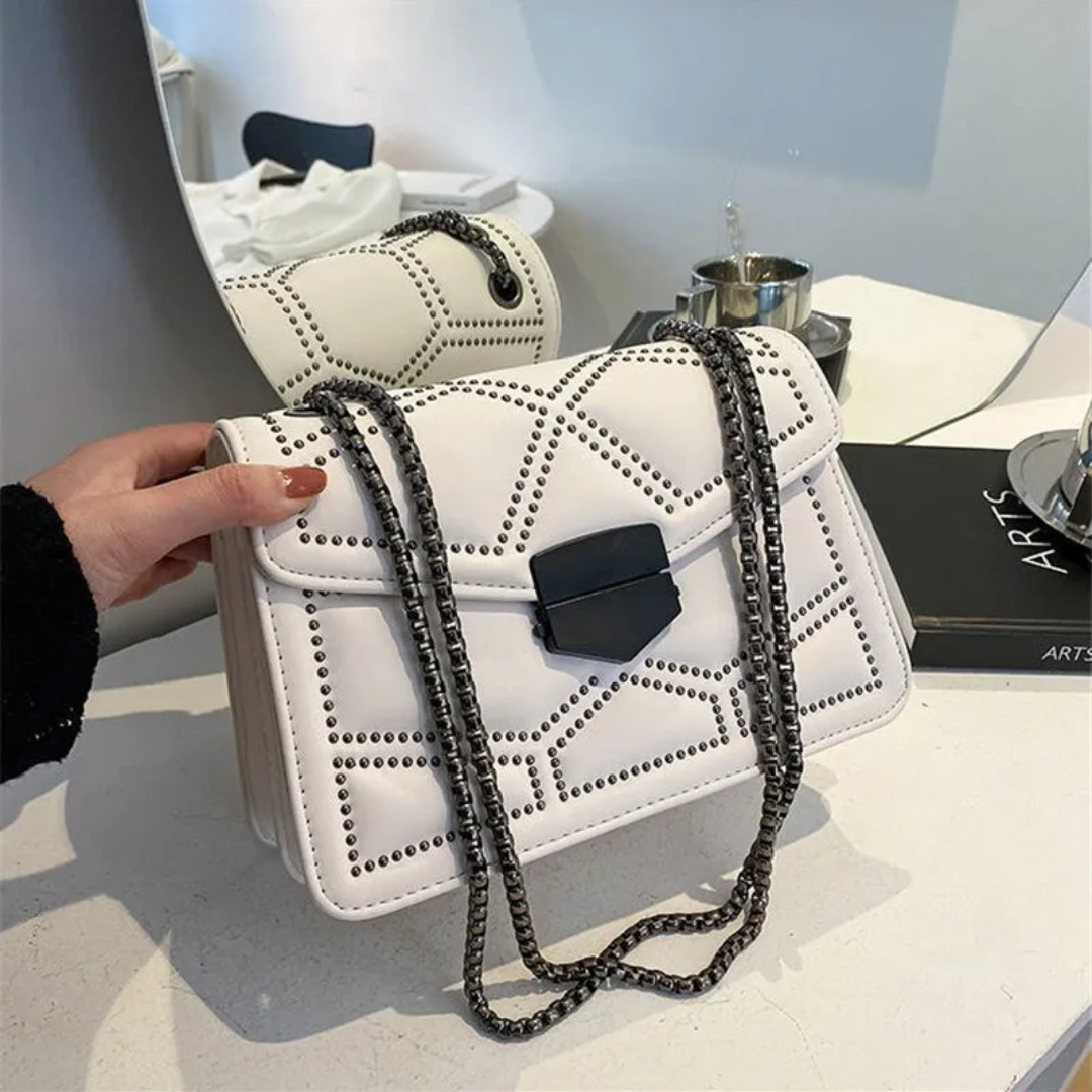Victoria shoulder bag | Vintage & Luxurious-Elly Rose
